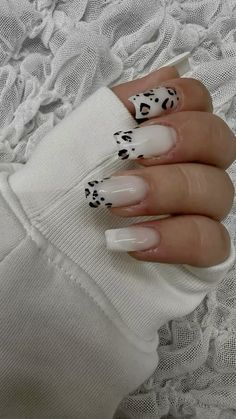 White Base Nail Design, White Nails With White French Tip, Nails 2024 White, White Base Nails With Design, White Base French Nails, White Nail Acrylic, White French Tip Nail Designs, White Base Nails, Colorful Twists