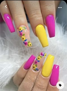 Spring Acrylic Nails, Cute Nail Art Designs, Dope Nail Designs, Pretty Nail Art Designs, Easter Nails, Nail Designs Glitter, Coffin Nails Designs, Nail Designs Spring, Floral Nails