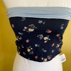 Nwt American Eagle Outfitters Reversible Tube Top Super Cute Size Medium Blue Bandeau Top For Spring, Blue Stretch Bandeau Top, Blue Seamless Bandeau Top, Casual Blue Bandeau Crop Top, Blue Bandeau Cotton Crop Top, Blue Bandeau Crop Top In Cotton, Blue Cotton Bandeau Crop Top, Stretch Bandeau Tops For Loungewear, Stretch Floral Print Bandeau Top