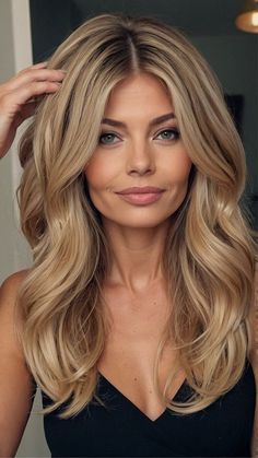 Lala Kent Hair, Blonde Hazel Eyes, Big Curls For Medium Hair, Curls For Medium Hair, Haircut Ideas For Curly Hair, Blonde Hair And Green Eyes, Best Hair Cuts, Mom Haircut, Curled Hairstyles For Medium Hair