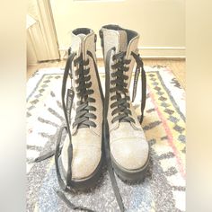 Perfect Condition Rhinestone Boots Only Worn For Photoshoot. Could Be Great For Pictures, Festivals, Raves, Etc. Very Comfortable And Eye Catching! Rhinestone Combat Boots, Rhinestone Boots, Dolls Kill Shoes, Be Great, Moto Boots, Dolls Kill, Black Silver, Combat Boots, Festival