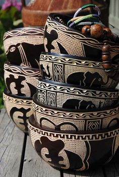 African Room, Africa Decor, Afrocentric Decor, African Interior Design, African Furniture, African Inspired Decor, African Interior, African Theme, African Crafts