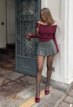 Saltburn Outfits, Elegantes Party Outfit, Love Day, Paris Outfits, Looks Street Style, Style Trends, Red Outfit