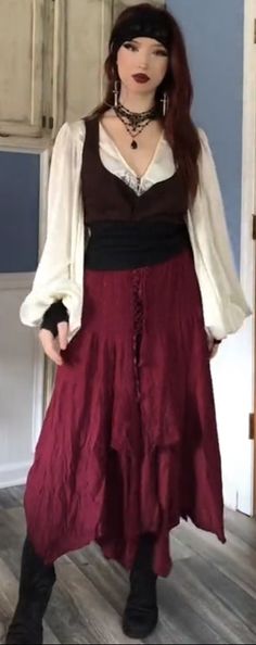 Pirate Outfit Female, Bard Outfit, Fair Costume, Outfit Female, Costume Inspo, Bee Sting