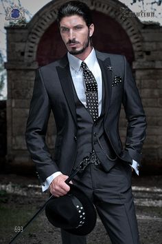 Hipster Groom, Wedding Suit Styles, Grey Suit Wedding, Modern Groom, Custom Made Suits, Italian Suit, Wedding Suits Groom, Elegante Casual