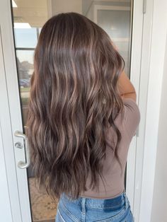 Sunkissed Hair Highlights, Chocolate Cherry Brown Hair, Trendy Balayage, Cherry Brown Hair, Sunkissed Hair Brunette, Sunkissed Hair, Light Brunette Hair, Brown Hair Looks, Cherry Brown