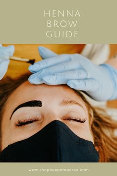 Everything you need to know about henna brows How To Do Henna, What Is Henna, Eyebrow Before And After, Henna Eyebrows, Keeping Hair Healthy, Henna Stain, Henna Brows, Henna Body Art