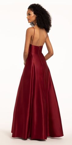 Who knew making a statement could be so simple?! This chic satin ball gown prom dress features a plunging neckline, fitted bodice, open back and pockets: AKA, the recipe for one perfect prom dress! This gown keeps it classic yet speaks volumes with it's regal hue and fabulous fit. Amp up your look with mid heel rhinestone sandals and a glitter box bag. Wine Prom Dress, Dark Red Prom Dress, Maroon Prom Dress, Prom Dress Beaded, Dark Red Dresses, Red Satin Dress, Satin Ball Gown, Red Gown, Gown Style