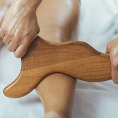 This Lymphatic Drainage Tool Slimmed and Smoothed My Limbs | Who What Wear Lymph Drainage Massage, Lymph Massage, Lymph Drainage, Brown Spots Removal, Wellness Trends, Massage Techniques, Body Brushing, Massage Tools, Body Sculpting