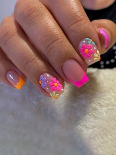 Short Bright Nails Summer, Vibrant Nail Designs, Boring Nails, Nail Board, Short Fake Nails, Trendy Patterns, Summery Nails, Basic Nails