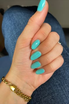 Teal Nail Inspo Short, Aqua Dip Nails, Solid Color Nails For Summer, Fun Solid Color Nails, Teal Colored Nails, Sarah Cameron Nails, Bright Turquoise Nails, Terquas Nails, Almond Teal Nails