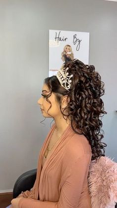 Era Hairstyles, Quince Hair, Quince Decorations, Blue Quince, Quinceanera Ideas, Quince Ideas, Bridal Hair Updo, Hair Due