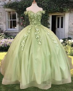 Sage Green Ball Gown For Quince Green Quinceanera Gown With Sweetheart Neckline, Green Sweetheart Neckline Gown For Quinceanera, Green Wedding Gown With Floral Applique, Green Floral Applique Wedding Gown, Green Gown With Sweetheart Neckline For Quinceanera, Fitted Green Gown With Floral Applique, Green Tulle Quinceanera Dress With Sweetheart Neckline, Green Quinceanera Dress With Sweetheart Neckline, Green Ball Gown Quinceanera Dress For Prom Season