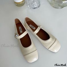 Olivia Mark - Vintage Granny Style Mary Jane Flat Shoes Mary Jane Flat Shoes, Granny Style, Bubble Sleeve Top, Low Heel Flats, Mary Jane Shoes Flat, Casual High Heels, Pu Heels, Mary Jane Flats, Flat Shoes