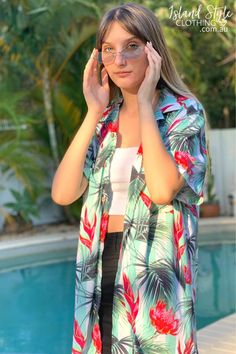 We're loving this new Summer Daze Shirt! ⁠Printed with palm leaves, exotic waratah and bird of paradise flowers over abstract stripes. Can be easily paired with your favourite wardrobe staples. Perfect for a music festival, beach party, Aloha Friday or casual wear. Keep your wardrobe fresh with our new arrivals. #hawaiianshirt #partyshirt #alohashirt #islandstyleclothing #festivalshirt #beachtobar #summerstaples #party #summerdaze #stripeshirt #ladiesshirt #ladieshawaiianshirt #womens #shirt