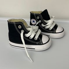 Brand New Converse Tattoo, Dallas Christmas, Converse Baby, Baby Converse, Family Of 4, Converse Black, Kids Converse, Future Family, Shoes Baby