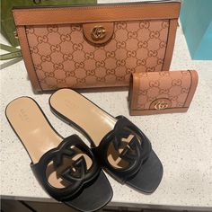 These Are A Beautiful Pair Of Women’s Gucci Black Leather Open Toe, Open Heeled Slide Sandal. Brand New, Never Worn. Gucci Sandals Woman, Gucci Shoes Women, Gucci Slides, Gucci Sandals, Women Slides, Rich Women, Gucci Black, Gucci Shoes, Slide Sandals