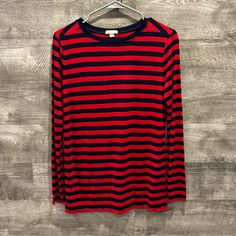 Gap Nwot Navy/ Red Stripes Long Sleeves Top In 100% Viscose. Red And Black Long Sleeve Shirt, Long Sleeved Striped Shirt, Striped Long Sleeve Shirt Outfit, Red Striped Shirt Outfit, Red And Black Striped Shirt, Long Sleeve Shirt Outfits, Outfits With Striped Shirts, Red Striped Shirt, Black Striped Shirt