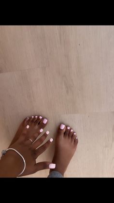 $limmm.🫦 (@makaylaadeshaii) on X Teen Nails, French Tip Acrylic Nails, Dope Nail Designs, Hello Kitty Nails, Glamorous Nails, Short Square Acrylic Nails