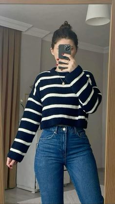 Trendy Outfits Edgy, Casual College Outfits, Winter Fashion Outfits Casual, Everyday Fashion Outfits, Casual Day Outfits, Quick Outfits, Elegante Casual, Outfit Jeans, Easy Trendy Outfits