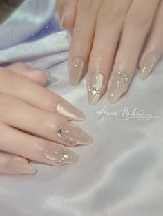 Pretty Nail Designs Acrylics, Asian Nail Art, Elegant Touch Nails, Eye Nail Art, Formal Nails, Nude Nail Designs