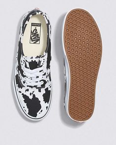 Customs Cow Print Authentic Cow Print Vans, Cow Print Shoes, Customised Vans, Vans Original, Vans Store, Authentic Vans, Van Doren, Vans Logo, Custom Vans