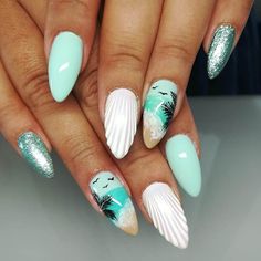 Maldives Nails, Beach Gel Nails, Best Summer Nail Color, Trendy Nail Polish, Beach Nail Designs, Nail Color Ideas, Summer Nails Beach, Funky Nail Art, Fun Nail Colors