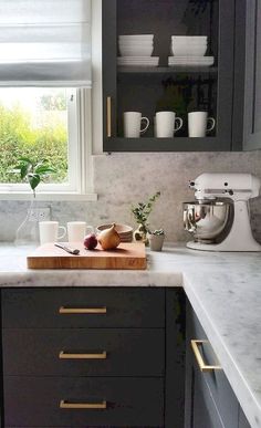 the kitchen counter is clean and ready for us to use