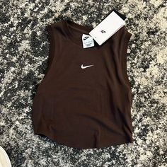 Nike Nwt Xs Ribbed Tank Photographie Indie, Working Out Outfits, Pink Activewear, Cute Nike Outfits, Gym Fits, Nike Tank Tops, Quick Outfits, Cute Everyday Outfits, Ribbed Tank