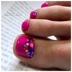 Toenail Spring Colors, Spring Gel Pedicure Ideas, Pink Toenails With Design, Simple Toenail Designs Summer, 90s Pedicure, Fun Summer Pedicure Ideas, Toe Nail Designs For Kids, Spring 2024 Toe Nail Colors, Spring Nails Pedicure