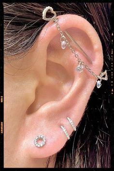 Industrial Piercing Idea Ear Piercing Ideas Aesthetic Industrial, Industrial Earing Piercing, Earings Piercings Industrial, Earing Piercing Aesthetic, Ear Piercings Inspo Industrial, Ear 3 Piercings, Industrial Ear Piercing Ideas, Industrial Bar Piercing Aesthetic, Industrial Piercings Aesthetic