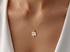 🌟 14K Gold Clover Necklace 🌟 Bring a touch of luck and charm with our 14K Gold Clover Necklace. This elegant piece features the iconic four-leaf clover, symbolizing good fortune, hope, love, and faith. Perfect for those who believe in the power of luck or simply love a nature-inspired design, this necklace adds a touch of whimsy and elegance to any outfit. Whether worn alone or layered with other pieces, it's a timeless reminder to carry a bit of luck with you wherever you go. 🍀✨ Available in Elegant 14k Gold Necklaces For Good Luck, Elegant 14k Gold Necklace For Good Luck, Elegant Personalized Necklaces For Good Luck, Elegant Personalized Good Luck Necklaces, 4 Leaf Clover Necklace, Four Leaf Clover Charm, Gold Necklace For Women, Gold Schmuck, Four Leaf Clover Necklace