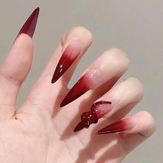 The whole shipping process is traceable! About Custom Design: 1. All nail design couldn't be change, includes colors and accessories. 2. We don't have nail custom design service temporary. About SIZE:  1. The Size Option refer to the width of the nails.  2. If you choose custom size, please write down your size in note area or send me a message.  3. The minimum size we can make is 8mm and the maximum size is 17mm. 4. Please notice that the unit of measurement is millimeter. About SHAPE:  1. Diff 