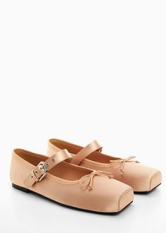 Satin ballerinas with buckle - Women | Mango USA Ballet Inspired Fashion, Satin Ballet Flats, Pretty Halloween Costumes, Shoe Wishlist, Fabulous Shoes, Crazy Shoes, Purple Fashion, Ballerinas, Summer 2024