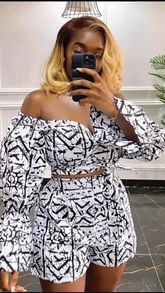 Ankara Dress Designs, Classy Short Dresses, Short African Dresses, African Inspired Clothing, African Fashion Ankara, African Fashion Women Clothing, Ankara Style