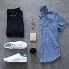 Ronaldo Style, Denim Shirt Men, Denim Shirts, Mens Casual Dress Outfits, Retro Mode