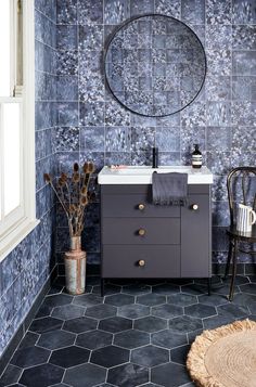 Ca' Pietra x Clarissa Hulse bathroom Clarissa Hulse, Watercolour Wash, British Wild Flowers, Sleek Kitchen, Large Format Tile, Wild Beauty, Watercolor Wash, Porcelain Blue