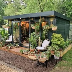 How to Create a Home Office that Fills You with Joy Summer House Small Garden, Tiny House With Plants, Tiny Home Garden Ideas, Flat Roof Shed Ideas, Garden House Interior Design, Lots Of House Plants, Art Studio In Garden, Small Garden Studio, Tiny Home Garden