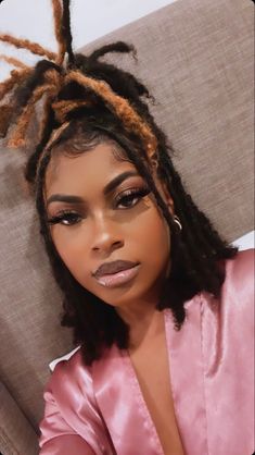 Hairstyles Faux Locs, Woman With Dreadlocks, Dreads Styles For Women, Styles Hairstyles, Beautiful Dreadlocks, Short Locs Hairstyles, Faux Locs Hairstyles, Dreadlock Styles, Dyed Hair Inspiration