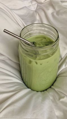 matcha
green
tea
health
amazon
organis Mint Green Aesthetic, Iced Matcha Latte, Japanese Matcha, Matcha Green Tea Powder, Makanan Diet, Iced Matcha, Green Tea Powder, روتين العناية بالبشرة, Think Food