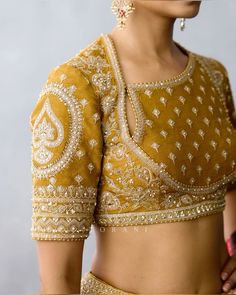 Lehenga Blouse Embroidery Designs, Yellow Ethnic Outfit, Yellow Blouse Work Designs, Blouse Neck Ideas, Bridal Blouse Work Designs, Lehenga Blouse Ideas, Bride Blouse Designs Bridal, Neck Designs For Tops, Modest Blouse Designs