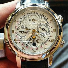 Gentleman Watch, Patek Philippe Watches, Swiss Army Watches, Amazing Watches, Mens Fashion Watches, Expensive Watches, Luxury Timepieces, Watches Unique