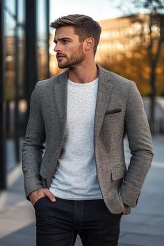 Blazer With Tshirt, Blazer Men Outfit, Business Casual Outfits For Men, Sport Coat Outfit, Business Casual Outfit Ideas, Casual Outfits For Men, Business Casual Outfit, Blazer Outfits Men, Smart Casual Menswear