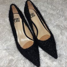 Size : 9 In Great Condition Shoes Women Heels, Shoes Heels, Fast Delivery, Women Shoes, Heels, Women Shopping, Black, Color