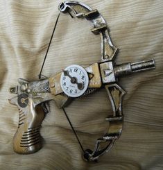 Time's Arrow Clockwork Miniature Crossbow WORKING by AgentOfChaos Steampunk Gadgets, Steampunk Items, Style Steampunk, Steampunk Cosplay, Steampunk Diy, Steampunk Accessories, Victorian Steampunk, Steampunk Costume, Steampunk Design