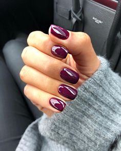 @carolineannes Nail Colors 2023, Winter Nail Colors, Nail Polish Art Designs, Sns Nails Colors, Unghie Sfumate, Colors 2023, Sns Nails, Nail Colors Winter, Almond Shape Nails