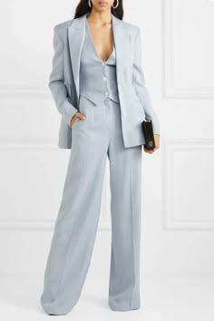 Chic women's three-piece peak lapel suit in solid color, featuring a jacket, vest, and pants, perfect for formal occasions and business meetings. Outfit Formal Mujer, Women Suits Wedding, City Hall Wedding, Woman Suit Fashion, Kenneth Jay Lane, Guest Outfit, Suit Fashion, Looks Style, Sweater Black