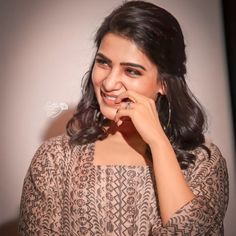 Samantha Prabhu, Attitude Thoughts, Samantha Akkineni, Cute Movie Scenes, Samantha Images, Samantha Pics, Celebrity Fashion Looks, Samantha Ruth, Samantha Photos