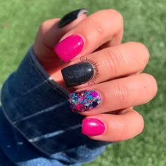 Simple Nail Dip Ideas, Bright Nails Ideas, Nail Dipping Powder Designs, Quick Nails, Nails Fancy, Short Nail Manicure, Purple Glitter Nails, Quick Nail Art, Glitter Nails Acrylic