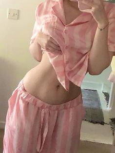 Piyama Aesthetic, Hot Pajamas, Pajamas Aesthetic, Silk Pjs, Cute Pjs, Foto Ideas Instagram, Body Inspiration, Just Girly Things, الرسومات اللطيفة